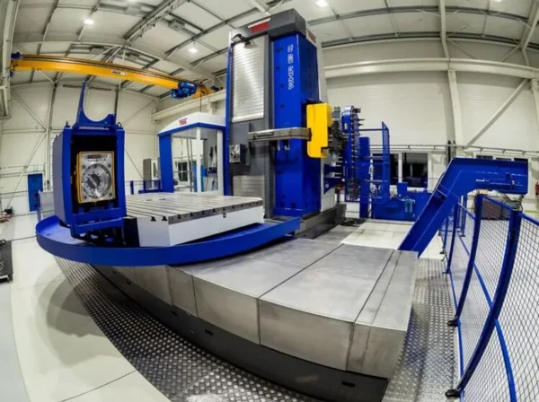 TOS Varnsdorf WHR 13 high-capacity horizontal boring machine with Ø130 mm extending ram and spindle