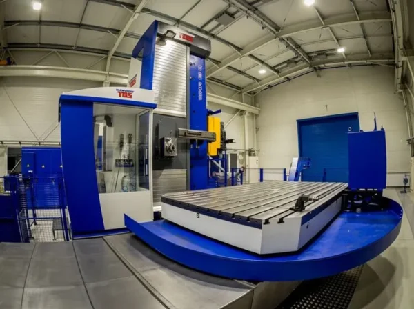 TOS Varnsdorf WHR 13 high-capacity horizontal boring machine with Ø130 mm extending ram and spindle