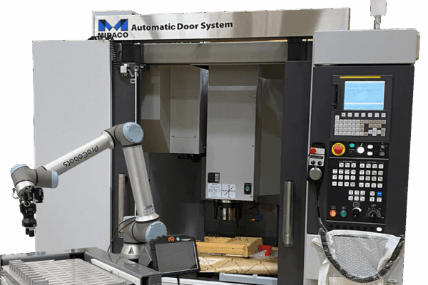 "Robot Ready" AutoDoor for UR Cobot